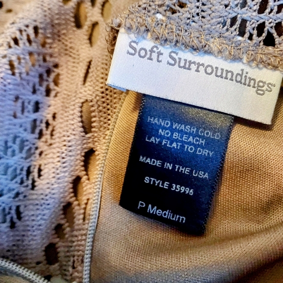 Soft Surroundings Beige Top- Petite Medium - Picture 2 of 7